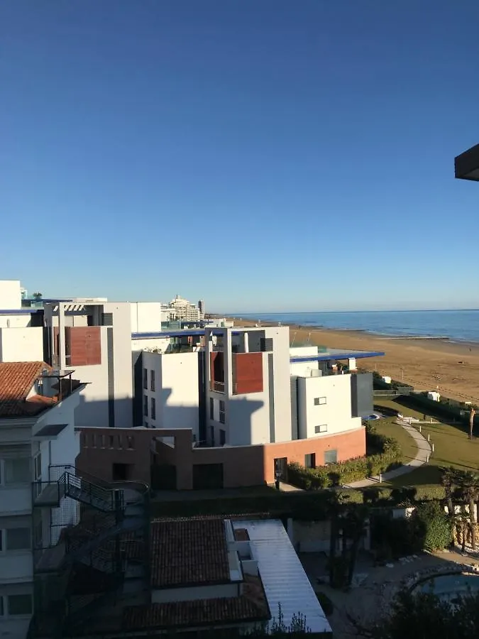 Apartment Appartamento Fronte Mare Marine 1 Jesolo Lido Carraro Immobiliare Italy