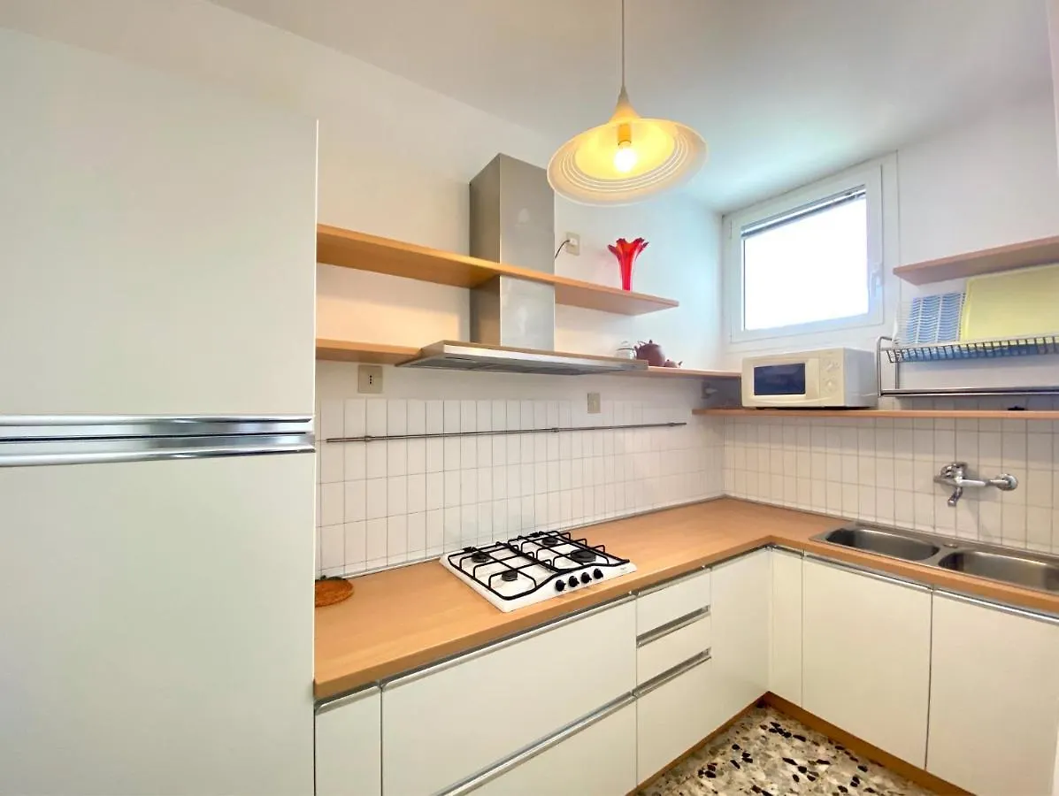 Apartment Appartamento Fronte Mare Marine 1 Jesolo Lido Carraro Immobiliare